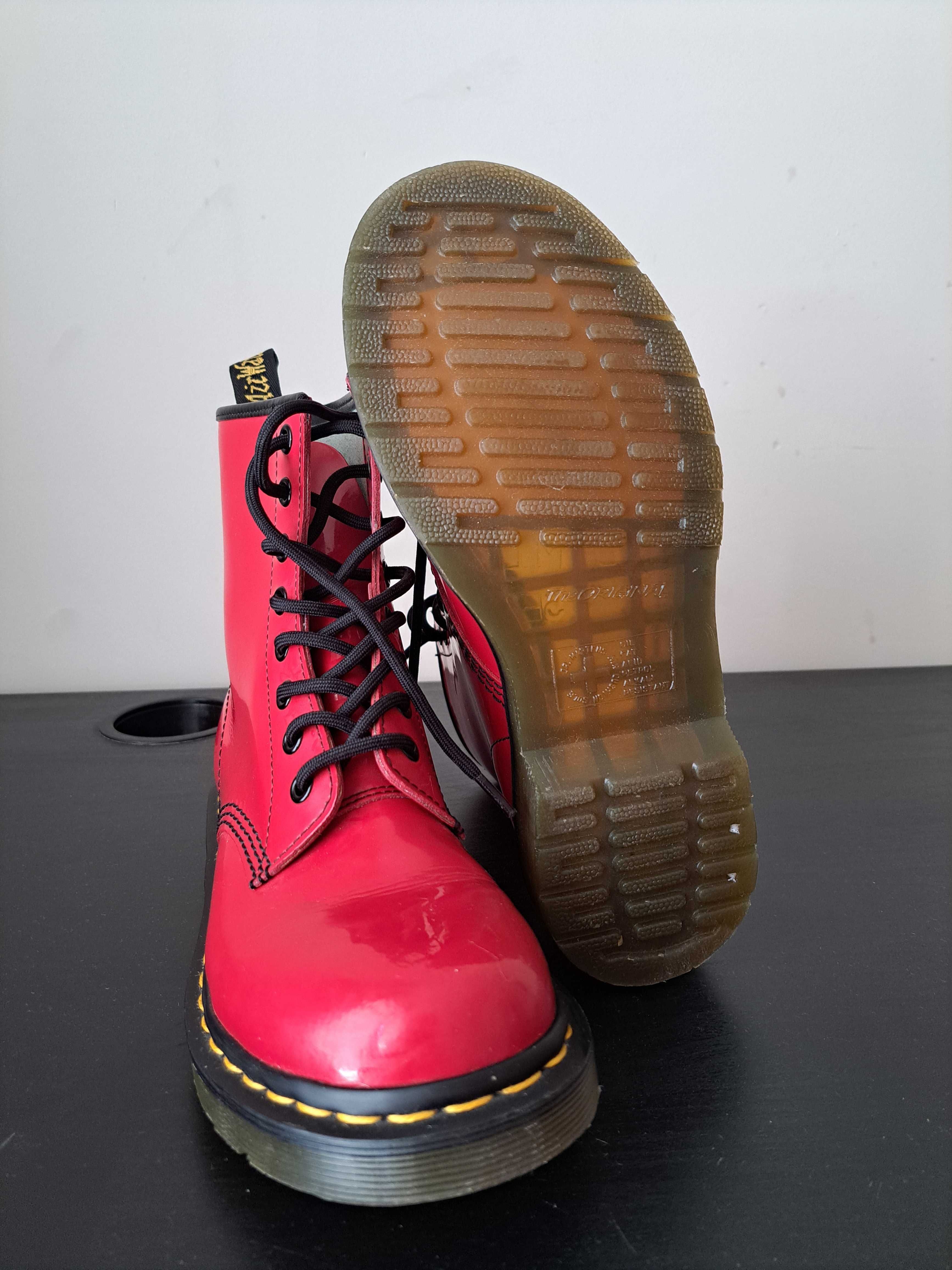 Buty Dr. Martens damskie 1460W czerwone r. 38