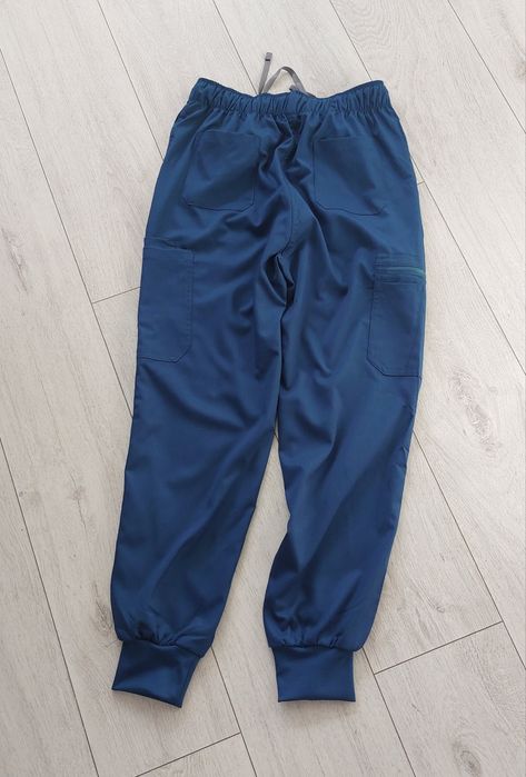 Spodnie medyczne jogery rozm. S