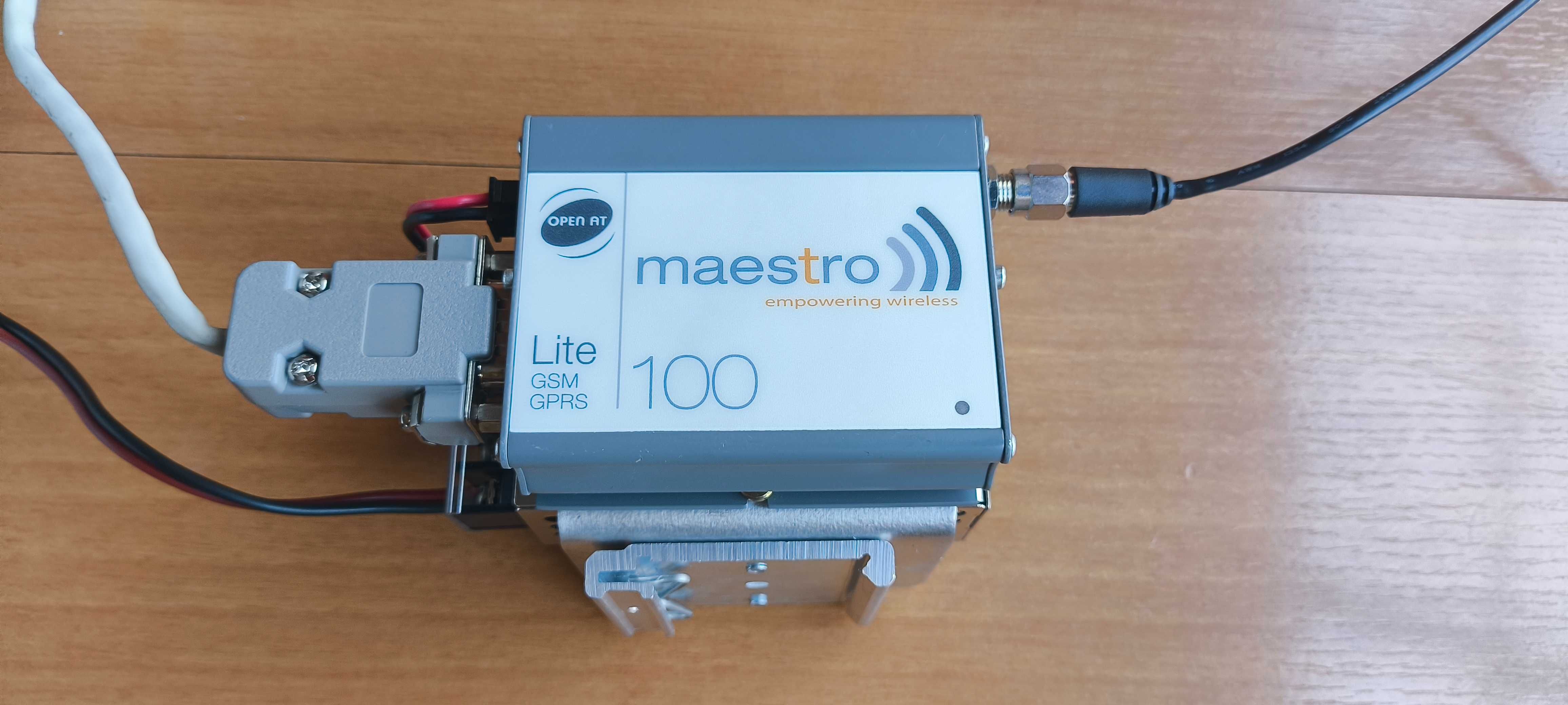 Contador Itron/Actaris SL7000 + modem + fonte de alimentação