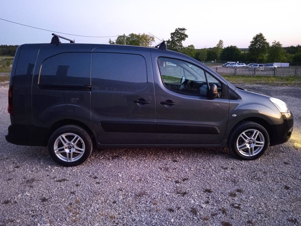 Sprzedam Citroen Berlingo Long 2013r.1.6hdi./90km.Salon.Polska