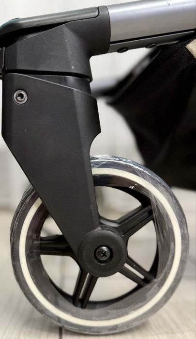 Коляска joolz hub+ 3/1