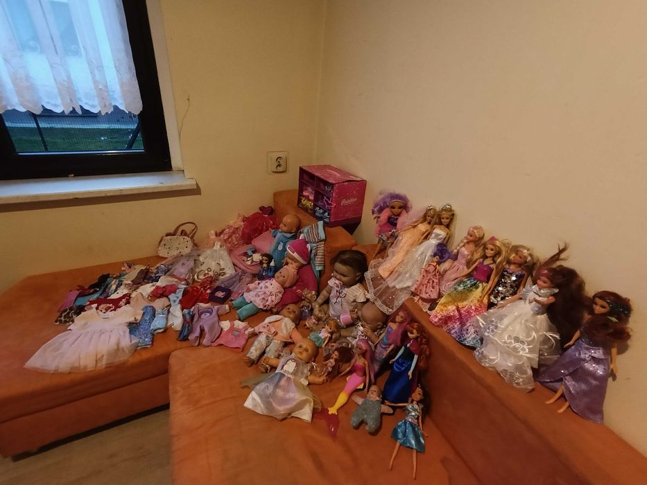 Lalki duży zestaw