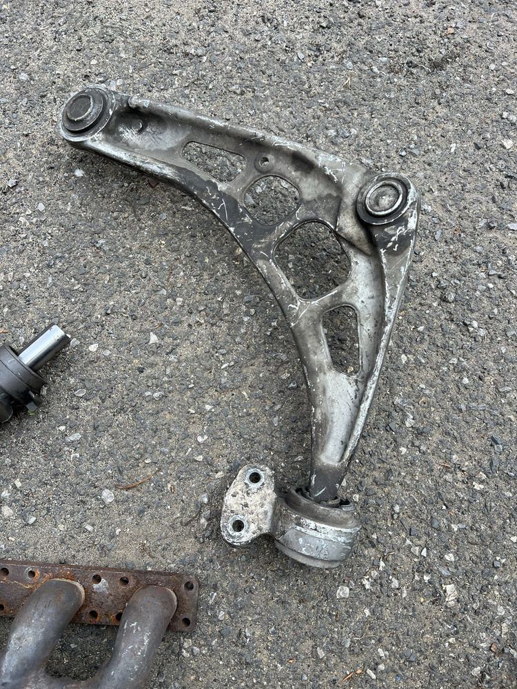 BMW E46 Maglownica Krótka Wahacz Prawy Kolektor Wydechowy Drift Gruz