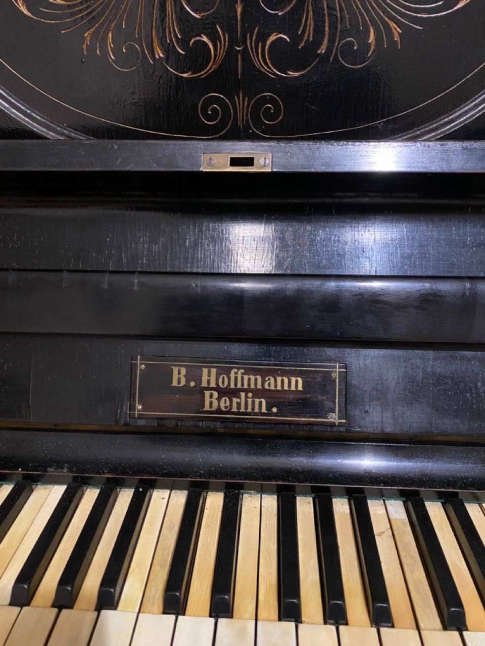 вінтажне  німецьке піано B.Hoffman Berlin