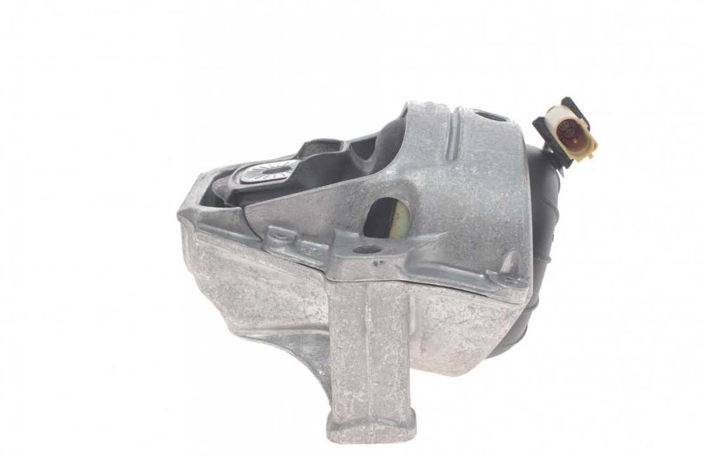 Подушка двигуна Audi A4/A5/Q5 запчастини на всі марки авто