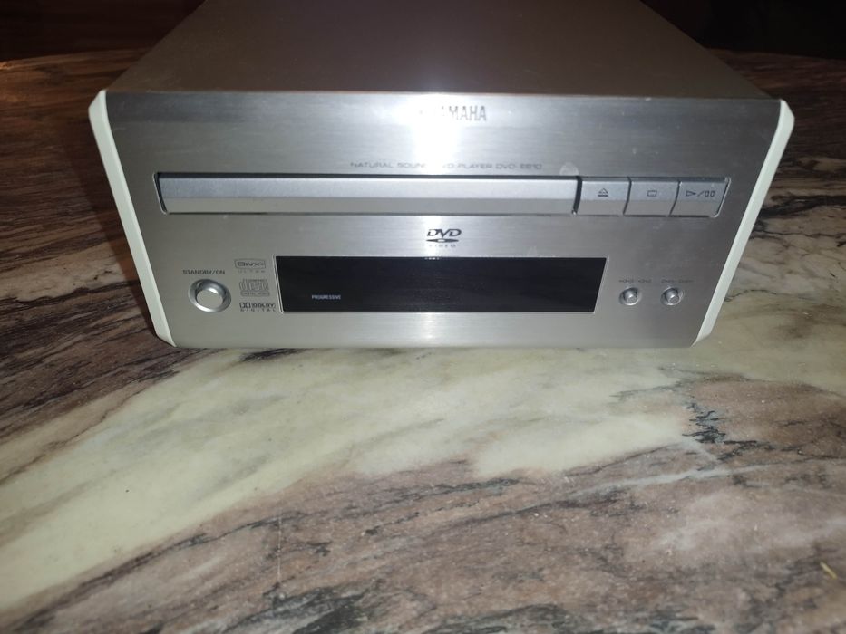 Yamaha Odtwarzacz DVD-E810