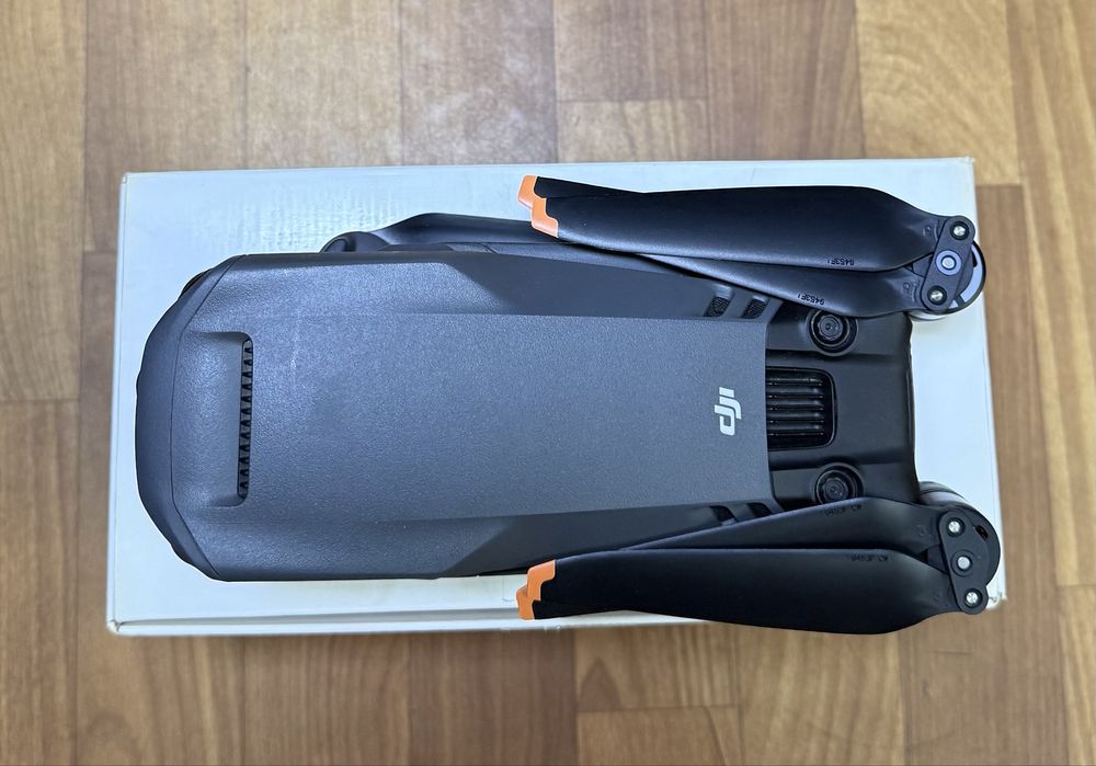 Комплект дрон Dji mavic 3 classic