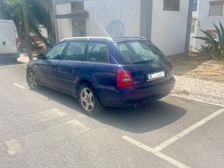 Audi A4, Ano 2000, Motor excelente,  apenas 263000 km rodados!