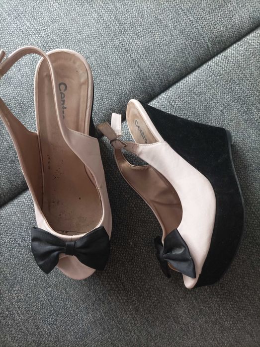 Sandały na koturnie firmy Centro, w rozmiarze 37/38, dł.wkładki 24 cm