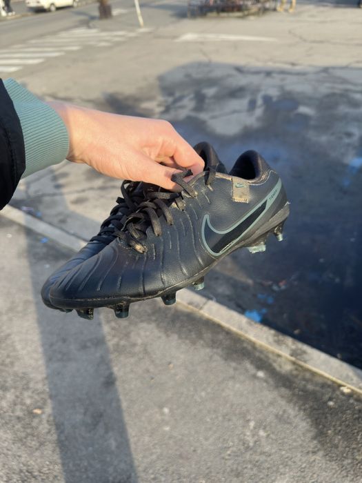 Бутси Найк Темпо 41