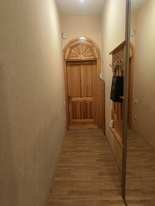 2-к подобово погодино центр А.Артинова Smart.tv