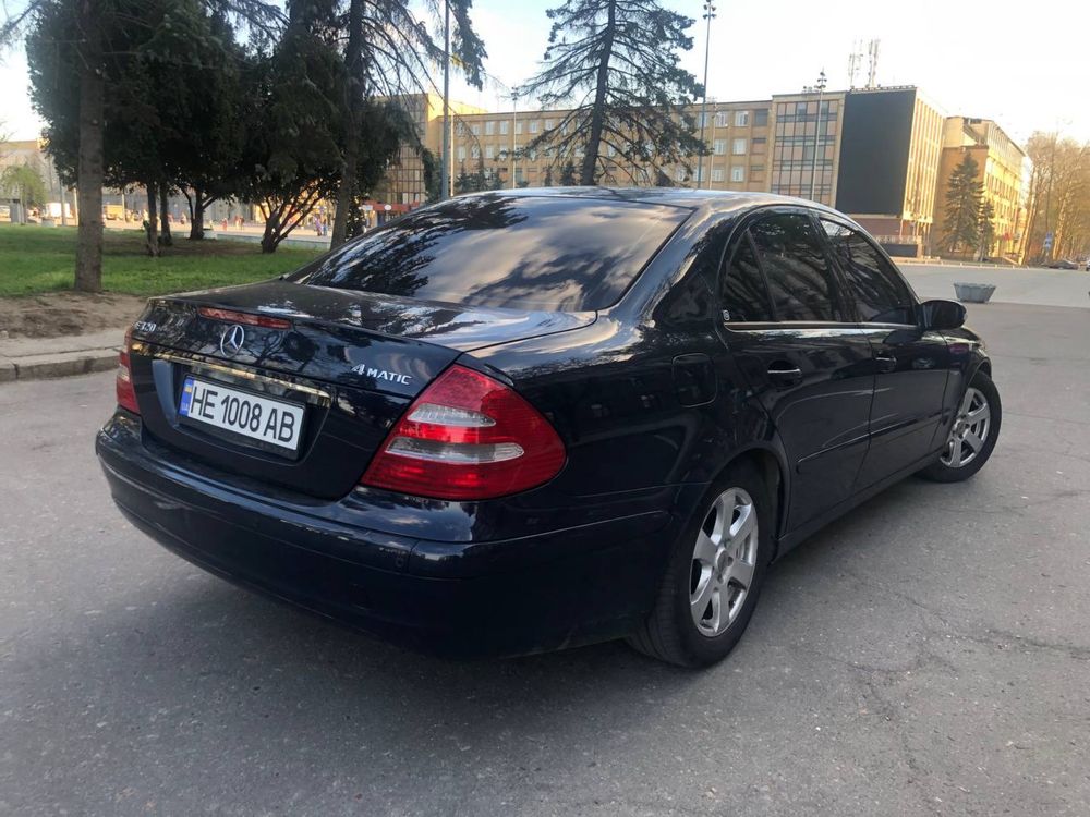 Mersedes E320 4Matic