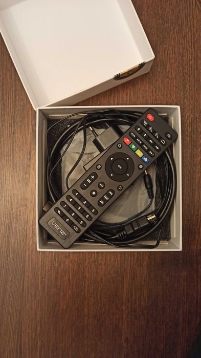 Venz V10 Box Smartv semi nova