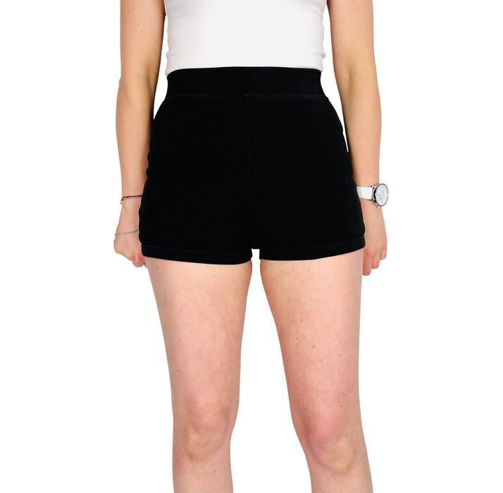 Czarne krótkie szorty prążkowane S 36 ZARA