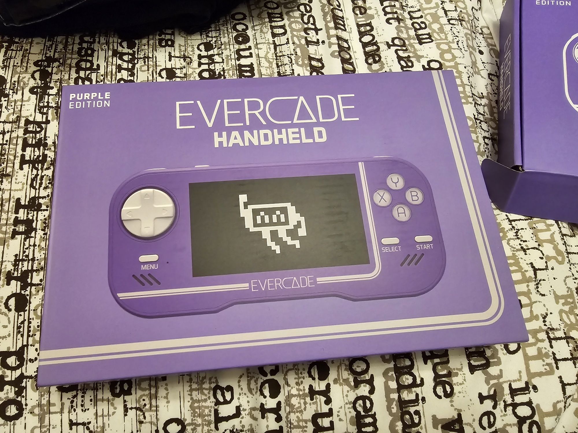 Evercade Purple Edition rarytas komplet