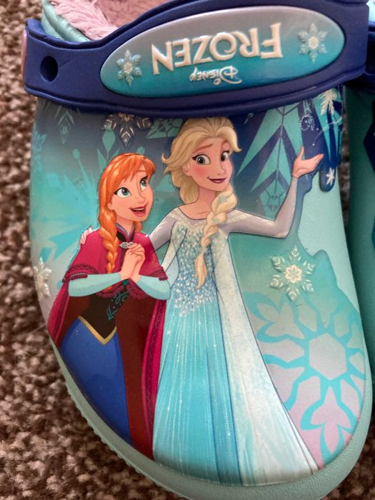Crocs Frozen z futerkiem roz. 29