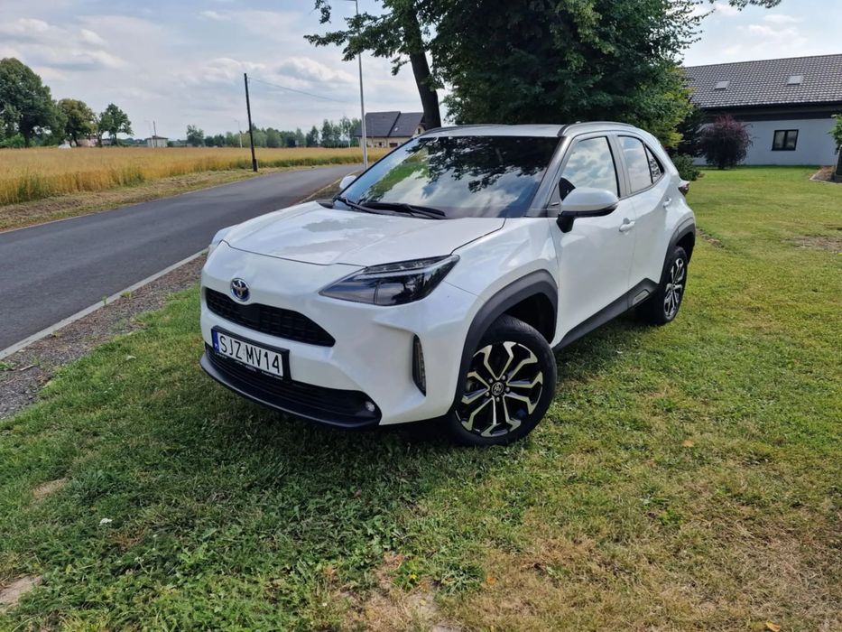 Toyota Yaris Cross Toyota Yaris Cross 4x4 Hybrid 1.5 biała perła