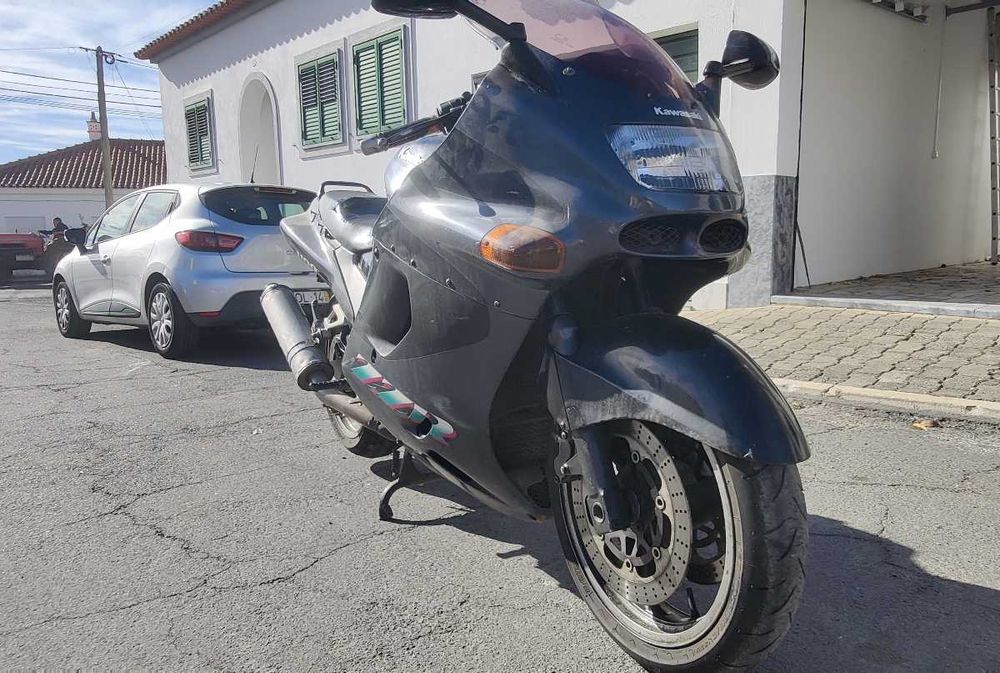 Kawasaki ZZR 1100