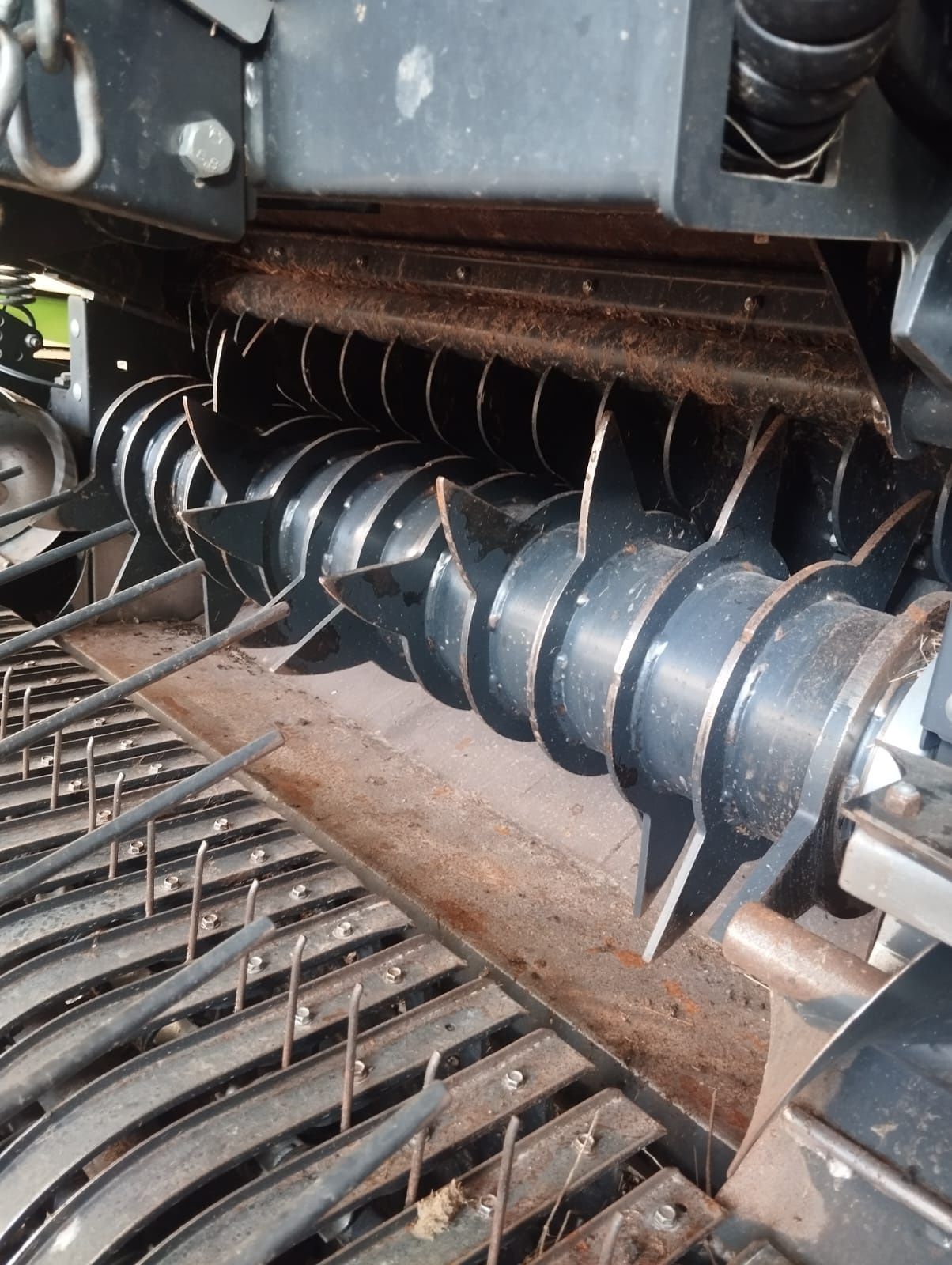 Prasa Vicon Kverneland  5116 bardzo dobry stan / uchylna podloga