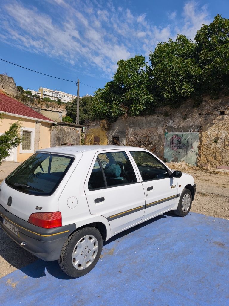 Peugeot 1.0 106 gasolina