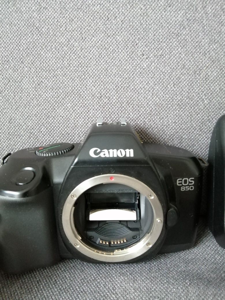 Canon EOS850  aparat