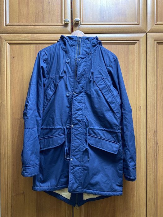 Продам зимнию куртку Piazza Italia на овчине