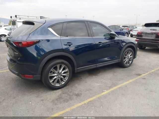 Mazda CX-5 Grand Touring 2021)