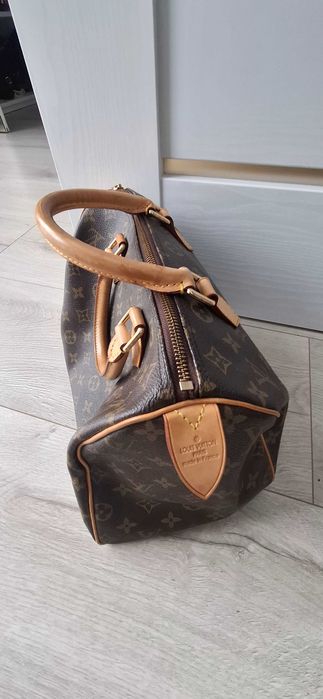 Torebka kuferek Vuitton