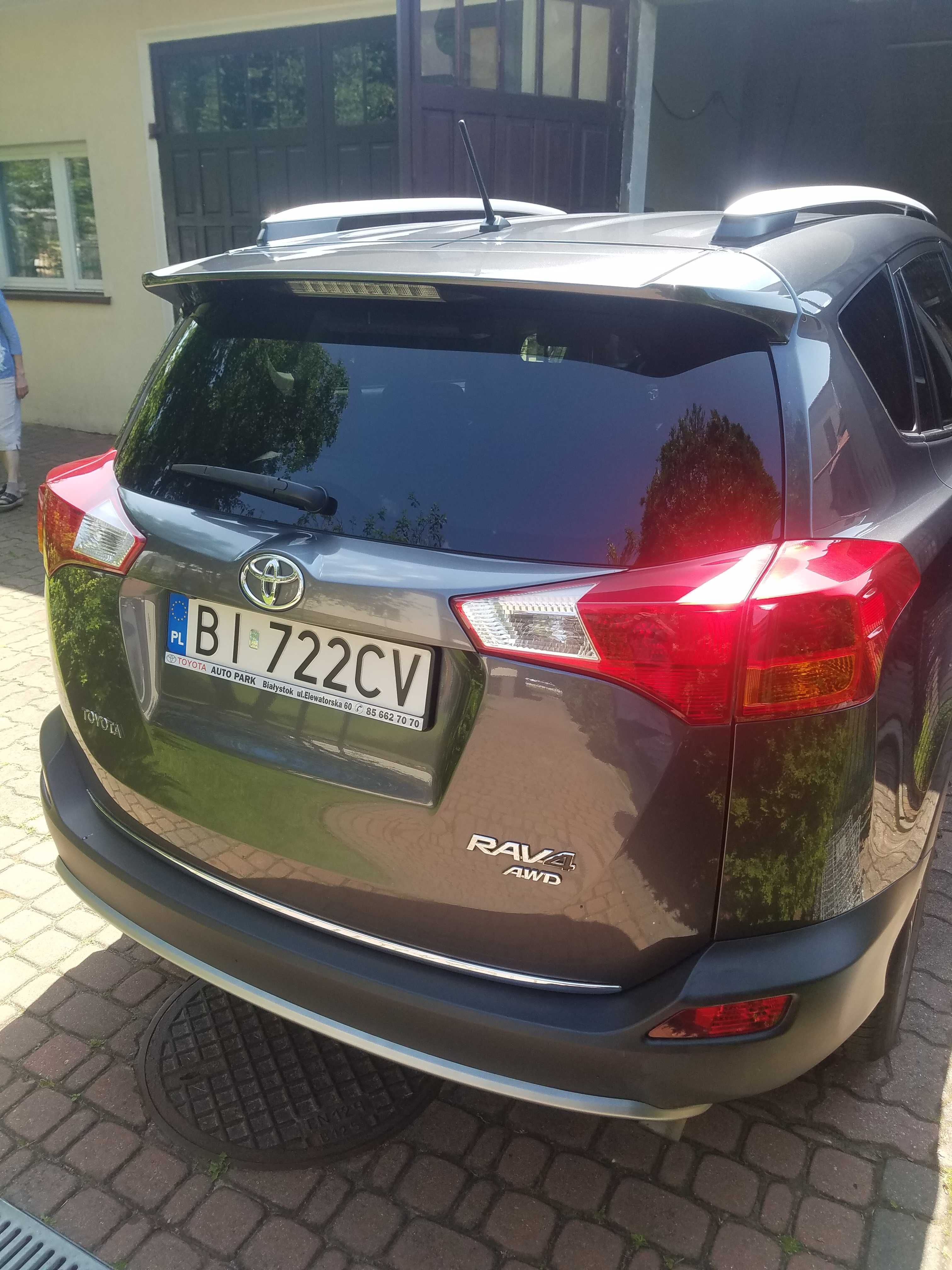 Toyota Rav4 2.0 benzyna, automat z salonu