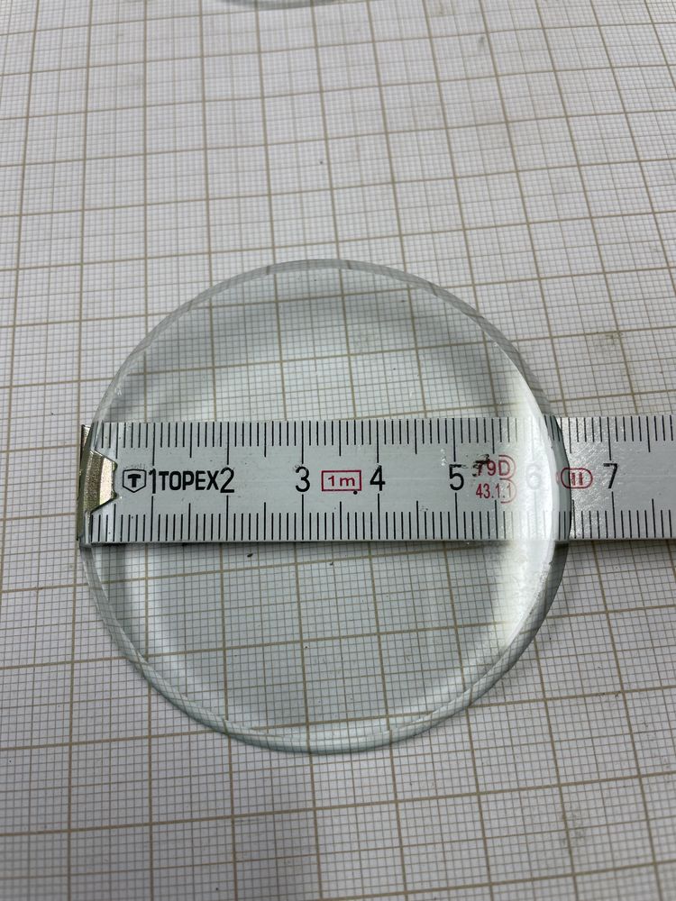 Szkło okragle fezowane srednica 64 mm grubosci   3 mm
