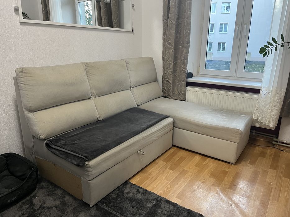 Sofa narozna oddam za darmo
