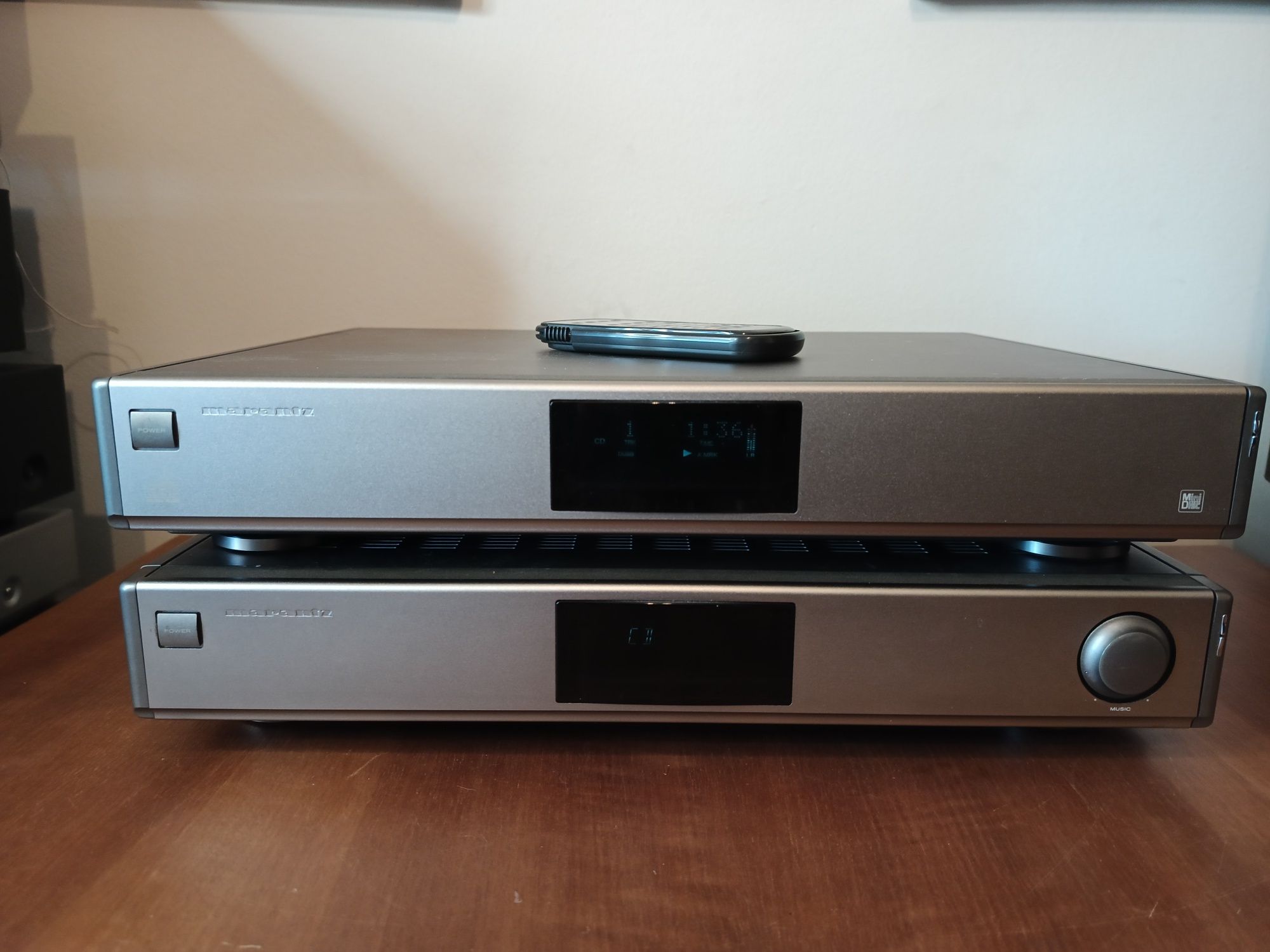 Zestaw MATANTZ  Slimline (Amplituner+ CD/Minidisc)