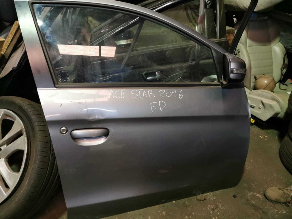 Porta Mitsubishi space Star de 2016