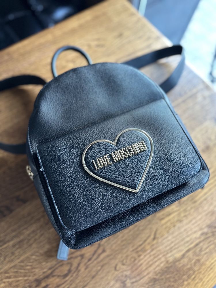 Рюкзак Love Moschino