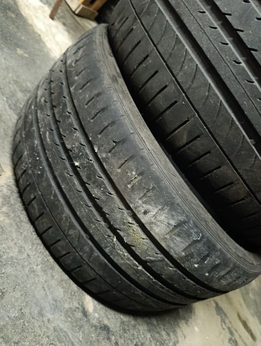 Pneus goodyear 225/35/18