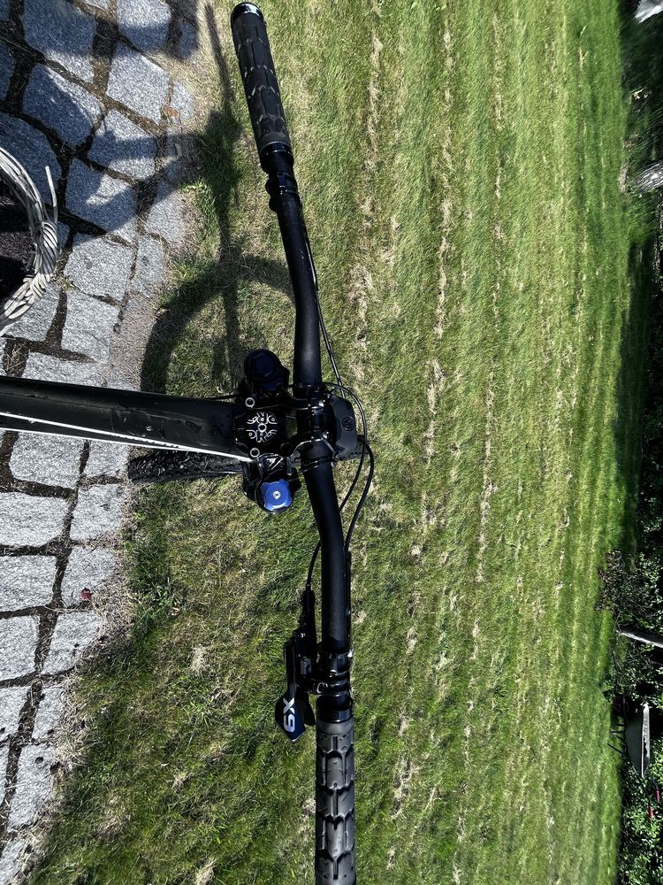 Specialized Demo 8