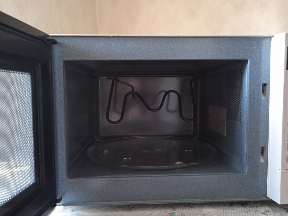 Микроволновка . Samsug.gril.