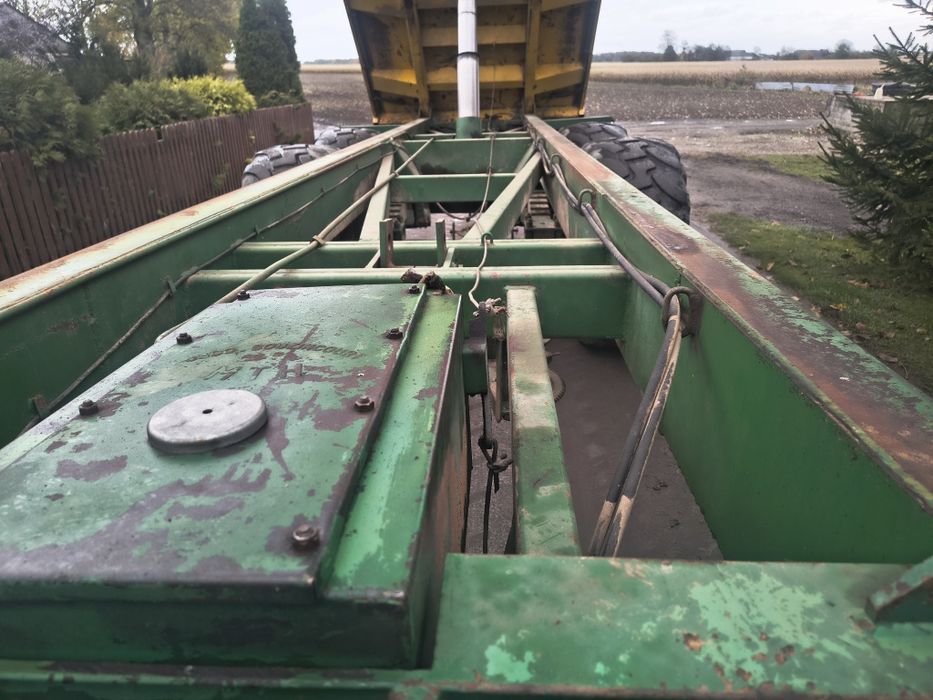 Przyczepa skorupa 18t, klapa hydrauliczna,resorowany dyszel