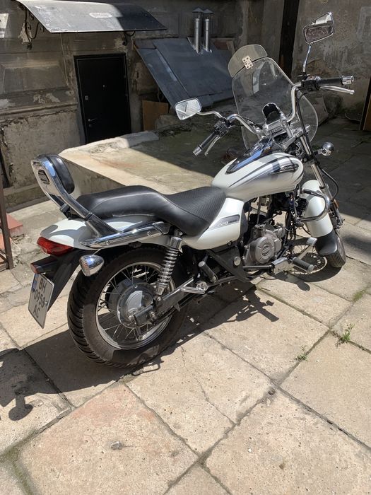 Bajaj Avenger 220 cruis 2020