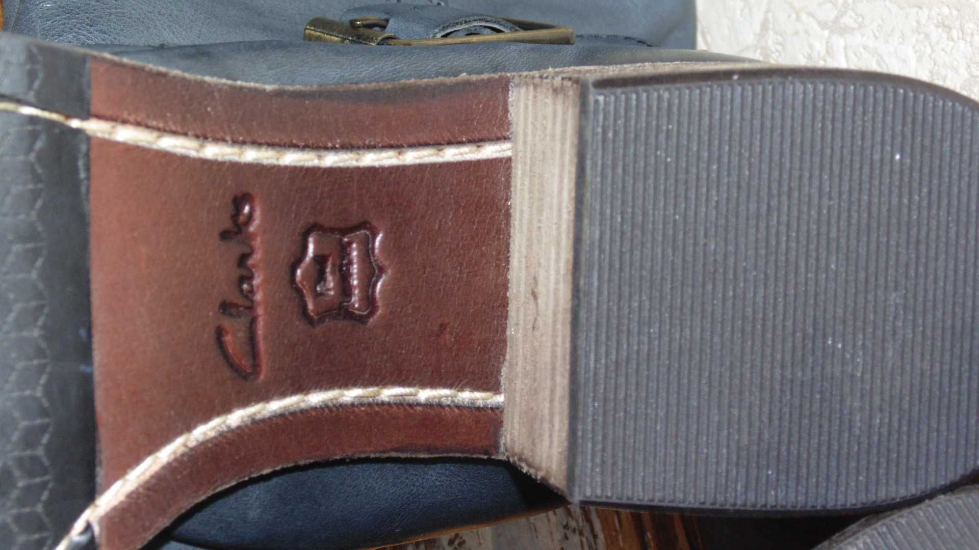 Сапоги Clarks 41 размер, стелька 27см НОВЫЕ