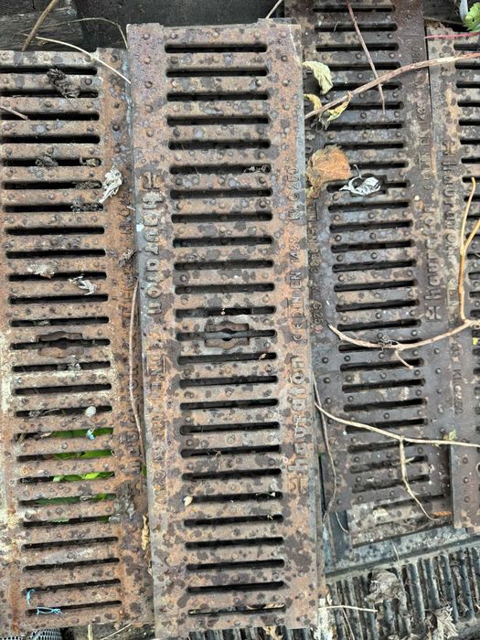 Hauraton Faserfix Ks 100, ruszt żeliwny,