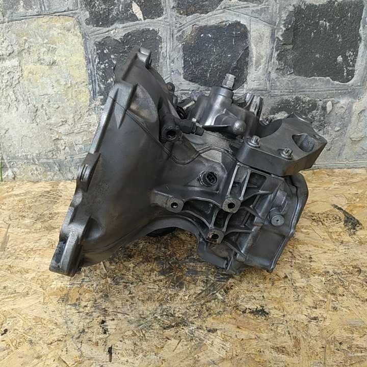 Коробка передач КПП Opel Meriva A. Corsa C. Corsa D 1.2L 1.4L F13W429