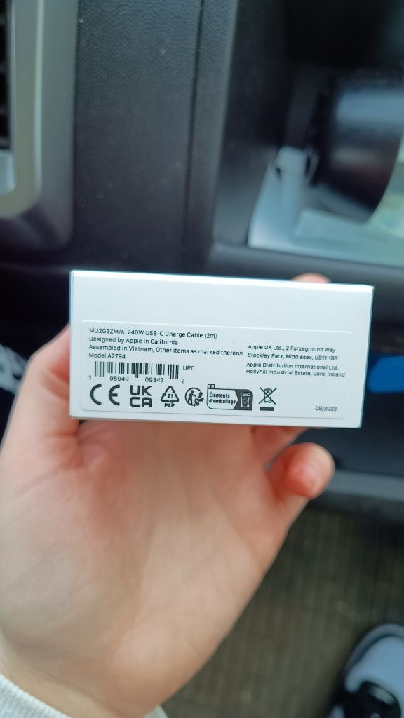 Kabel USB-C Apple 240W (2m) MU2G3ZM/A