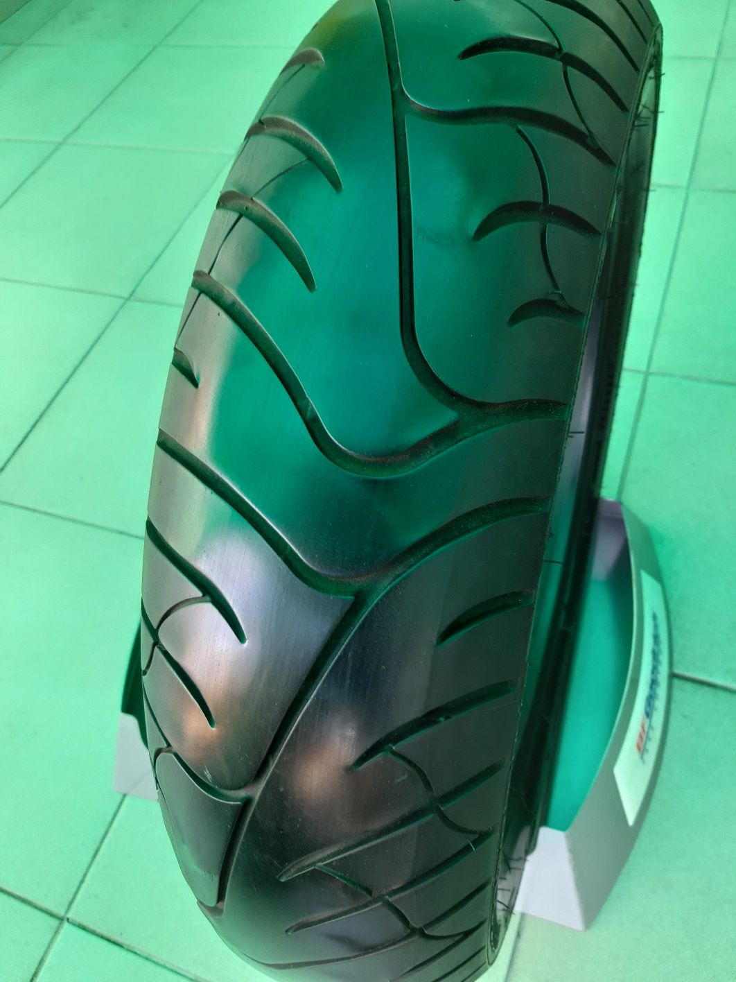 Мотошина 160/70 - 17 Bridgestone Battlax BT20 из Германии