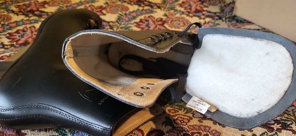 Ковзани шкіряні Botas Dagmar, 43 розмір