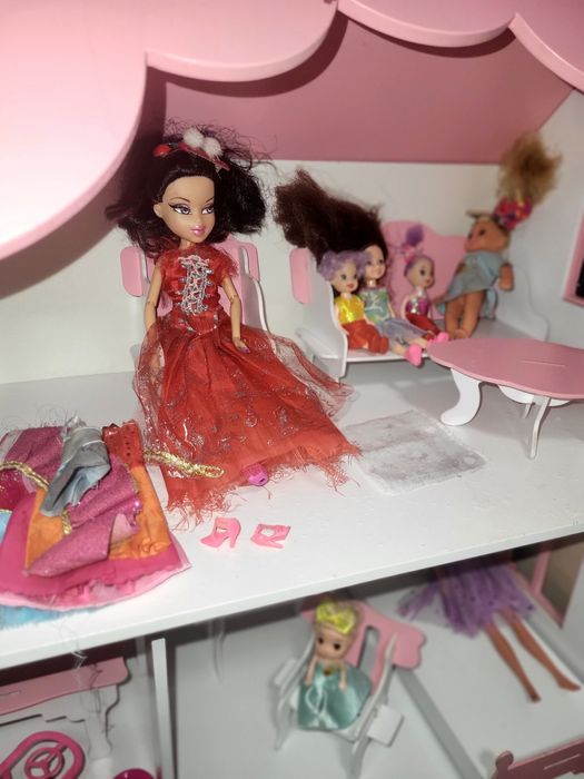 Кукольный домик для кукол