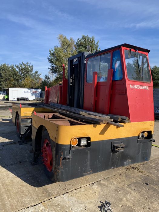 Wózek widłowy bocznego zaladunku  5 ton