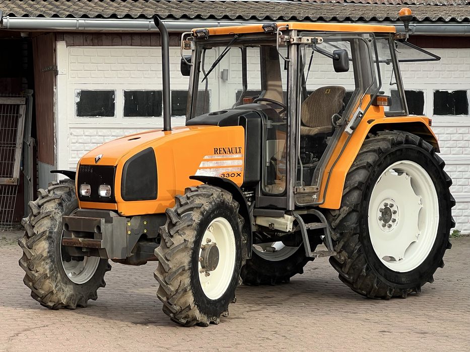 Renault Ceres 330 x Świeżo Sprowadzony Celtis Ceres 75 Claas Ceres