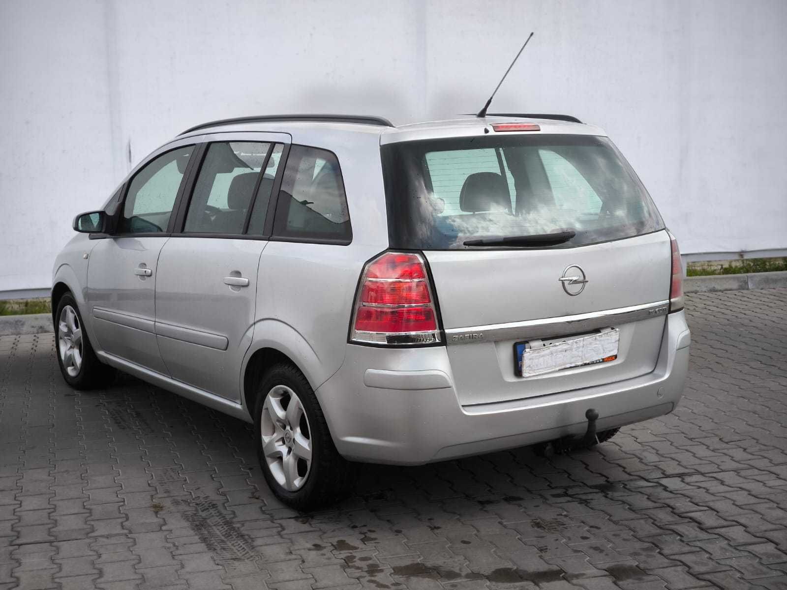 Opel Zafira B  1.9 CDTI | 101 KM |2008| 7-os. | 6 -bieg. | Zadbana