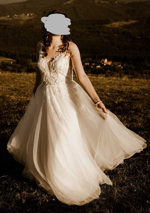 Suknia ślubna Fabriano z salonu Herm's Bridal Ivory